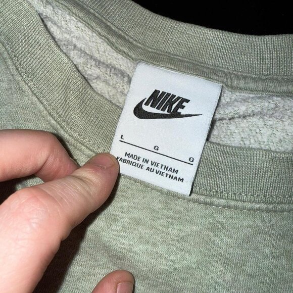 green nike crewneck sweater - Picture 3 of 4